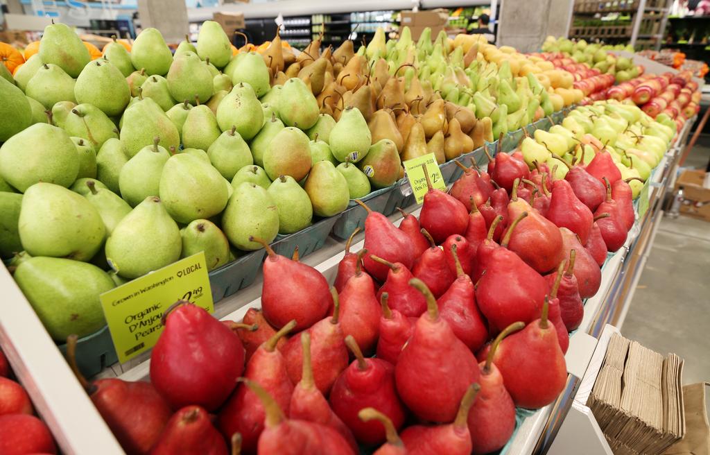 Organic D'anjou Pears at Whole Foods Market