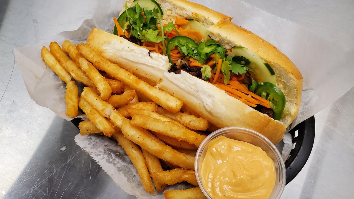 Banh Appetit brings fastcasual Vietnamese to Dinkytown from the owner