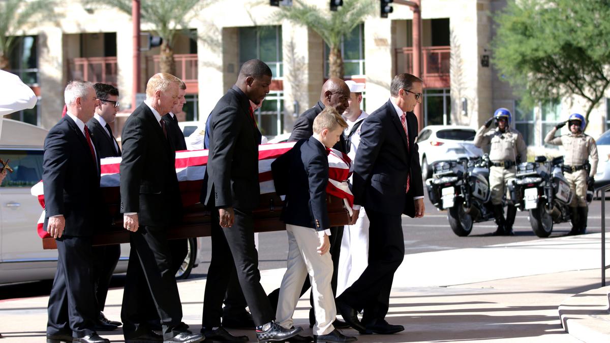 Friends, family, team celebrate life of Cardinals' owner Bill Bidwill -  Phoenix Business Journal