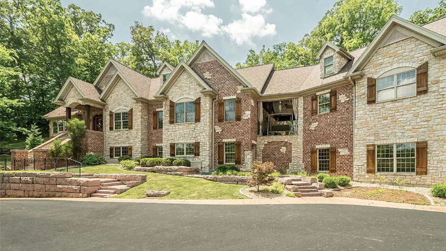 The most expensive homes on the market in Sunset Hills St. Louis