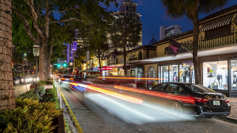 Las Olas Boulevard raises its profile with big brands as more residents