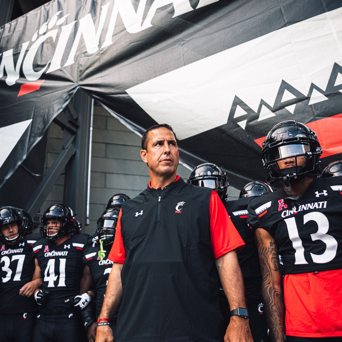 UC Bearcats football team moves up in weekly AAC power rankings