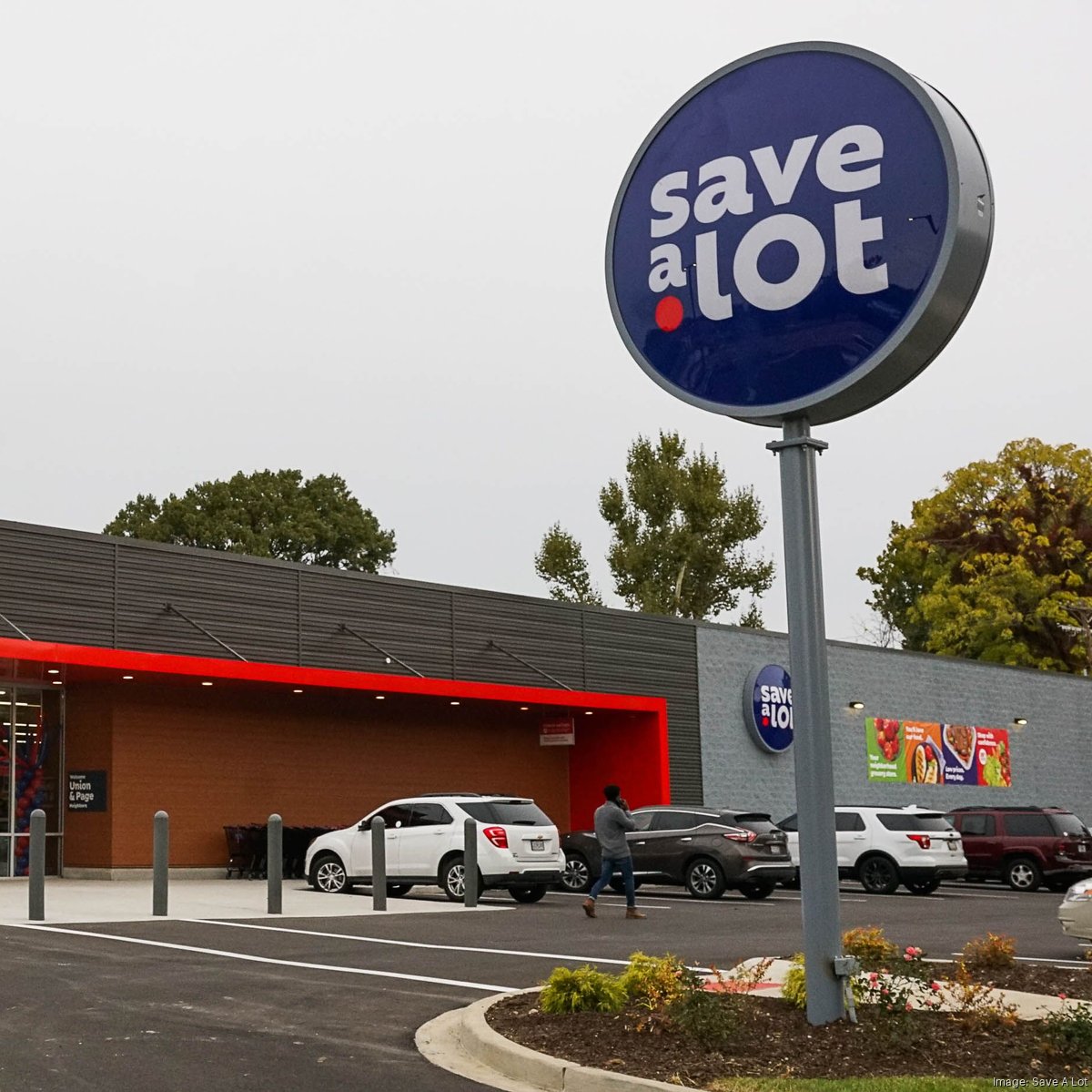 Save A Lot, the St. Louis-based grocer, plans to remodel all of its stores 