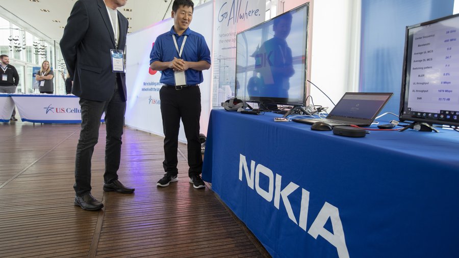 nokia-expects-second-year-of-falling-revenues-silicon-valley-business