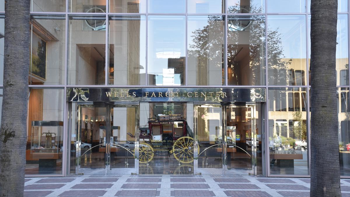 Buzz Oates-affiliated entity buying 400 Capitol Mall - Sacramento Business  Journal