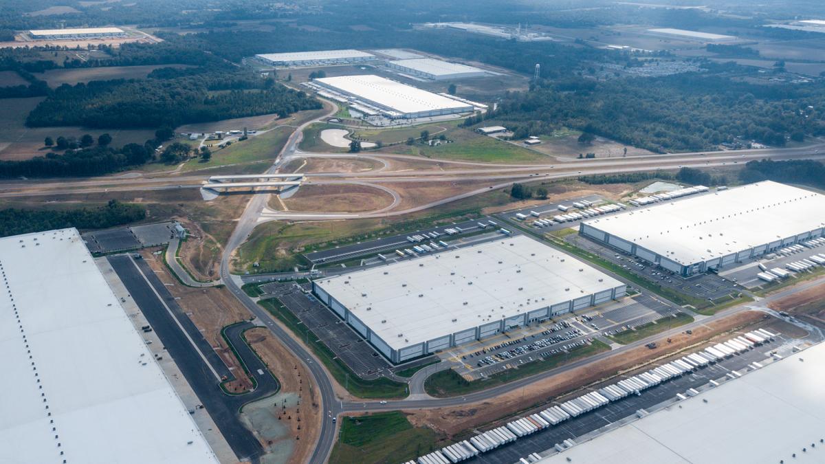 Memphis industrial real estate market continues recordbreaking pace in Q3 2021. Memphis