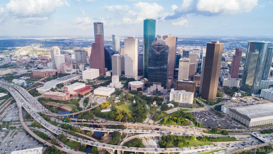 Houston emerges as a hot spot for corporate bankers - Houston Business ...