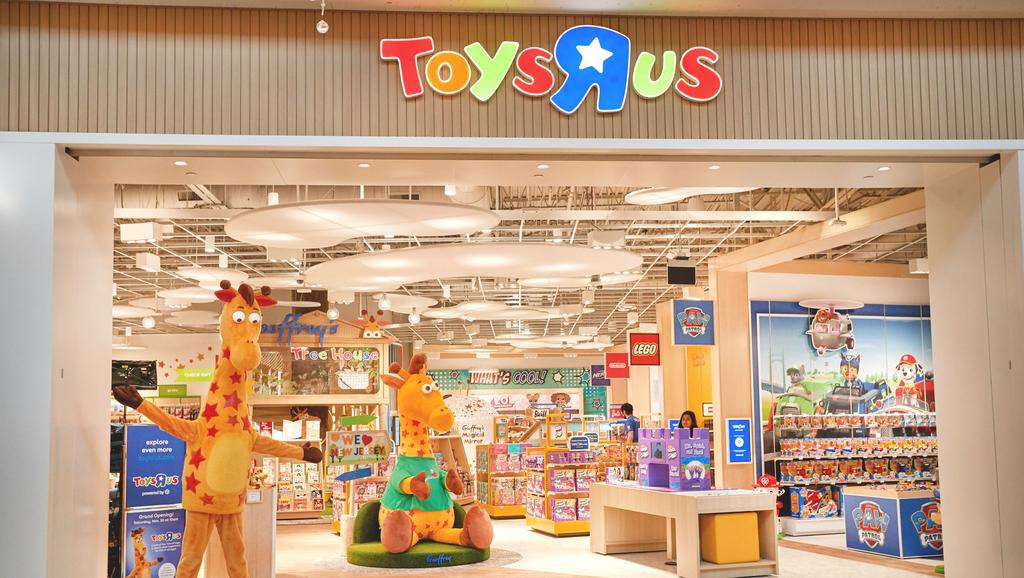 Toys 'R' Us opens new store in Galleria - ABC13 Houston