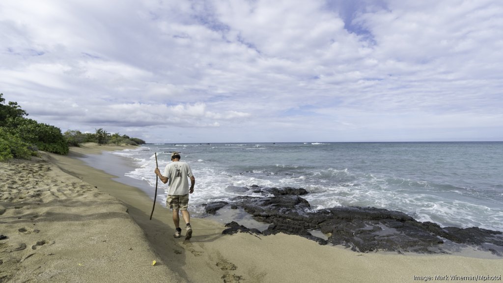 Oceanfront Estate in Kailua-Kona, Hawaii, Sells for $20.6 Million