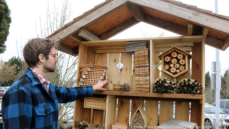 Portland Community College is certified as a Bee Campus USA affiliate. The Rock Creek campus features an on-campus apiary promoting bee education related to pollinator protection.