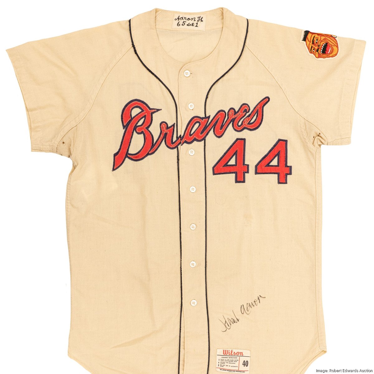 Hank Aaron Braves jersey fetches over $100,000 at auction