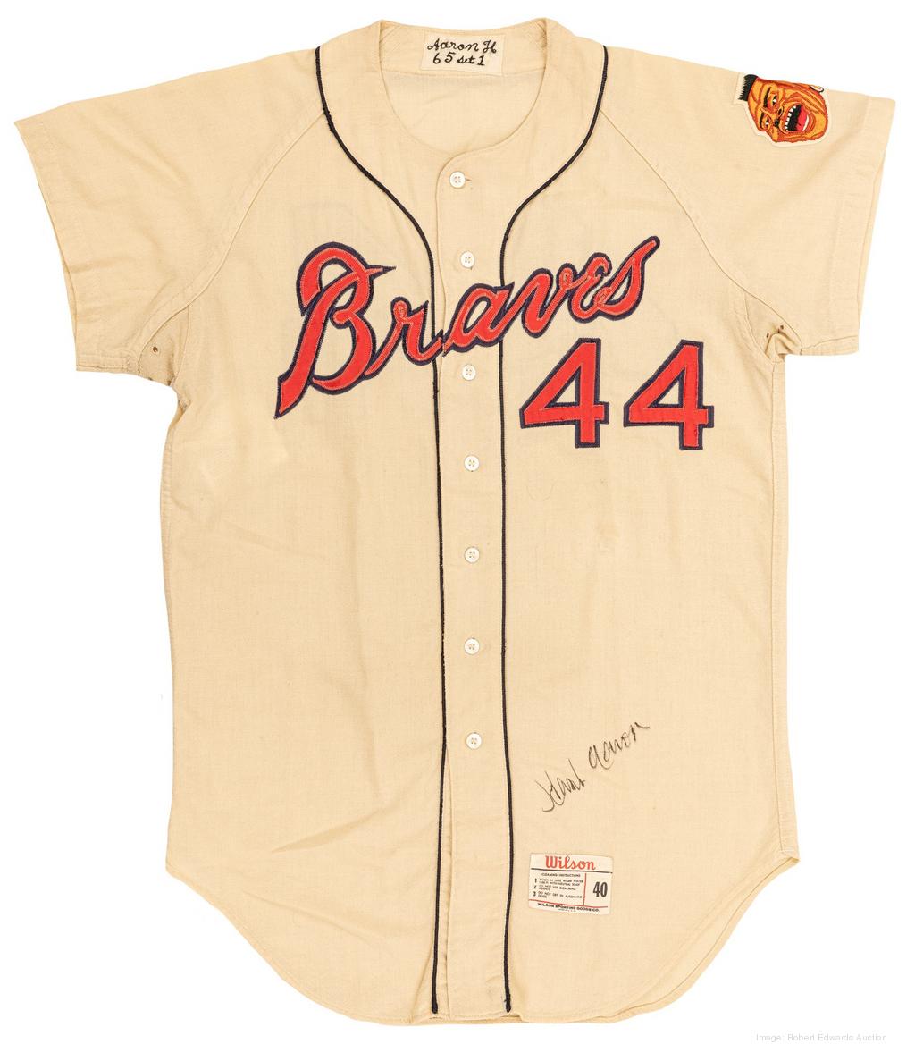 Hank Aaron Braves jersey fetches over $100,000 at auction