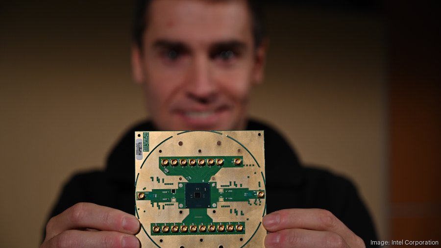 Stefano Pellerano, principal engineer at Intel Labs, holds Horse Ridge. The new cryogenic control chip will speed development of full-stack quantum computing systems, marking a milestone in the development of a commercially viable quantum computer. (Credi