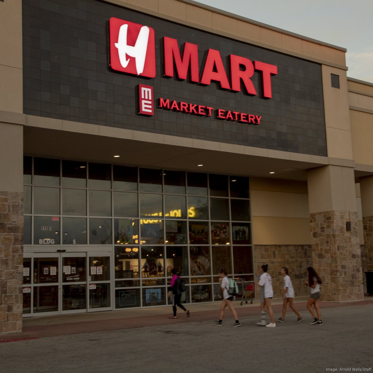 HEB Sprouts H Mart Desi Brothers to open new Austin stores