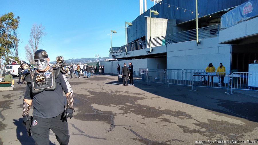 Raiders' final game at Oakland Coliseum marked by cheers, jeers and lost  jobs - San Francisco Business Times