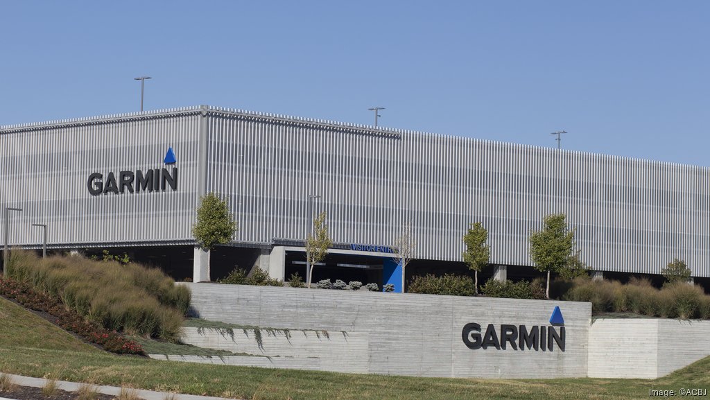 The Consumer Electronics Hall of Fame: Garmin StreetPilot GPS Navigation  System - IEEE Spectrum