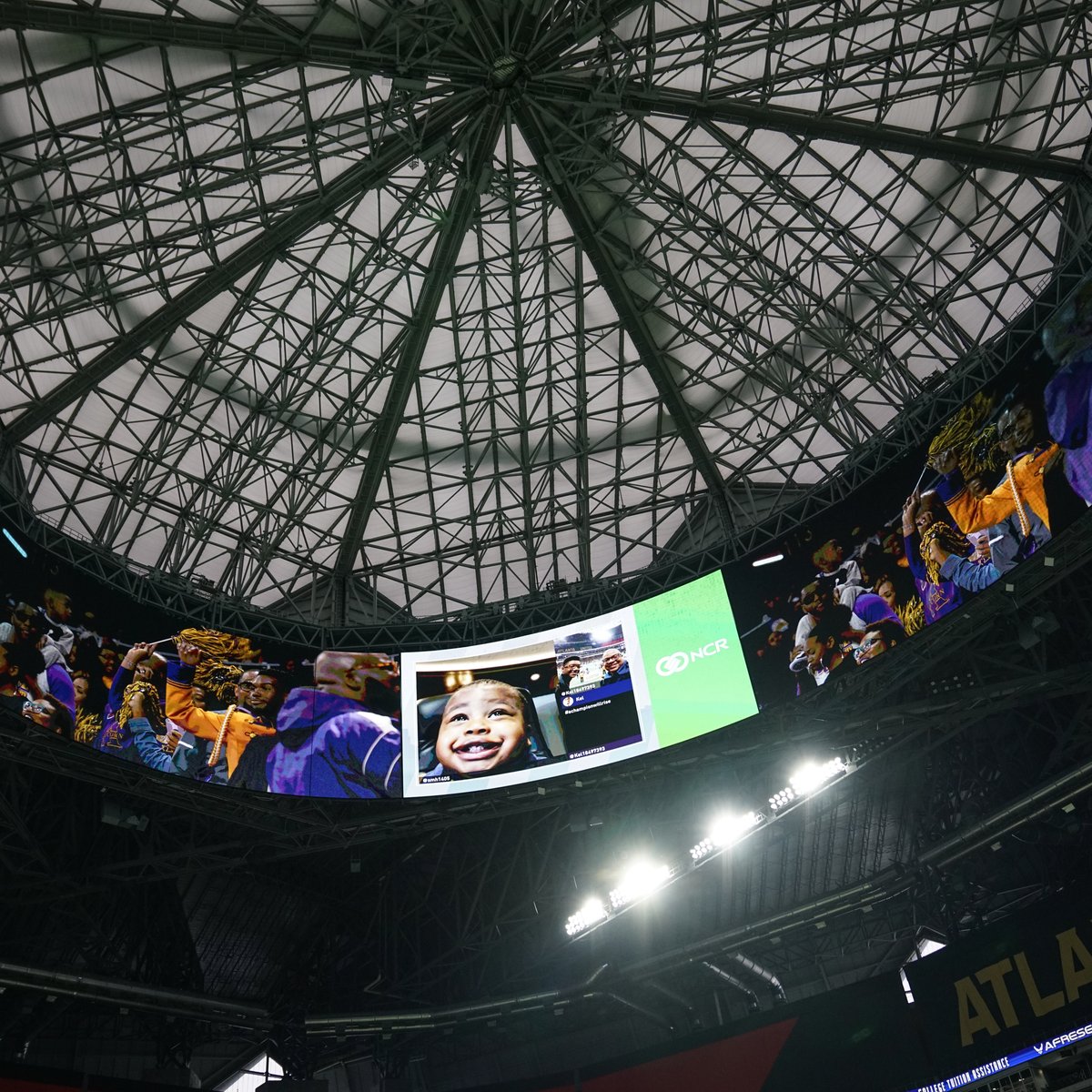 Mercedes-Benz Stadium, Blank Family Foundation partner to provide food to  Atlantans in need