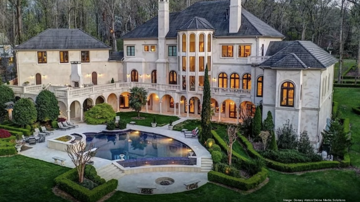 tour celebrity homes in atlanta