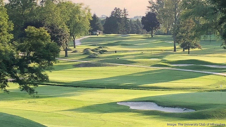 Restrictions due to COVID19 hinders Milwaukee country club Milwaukee