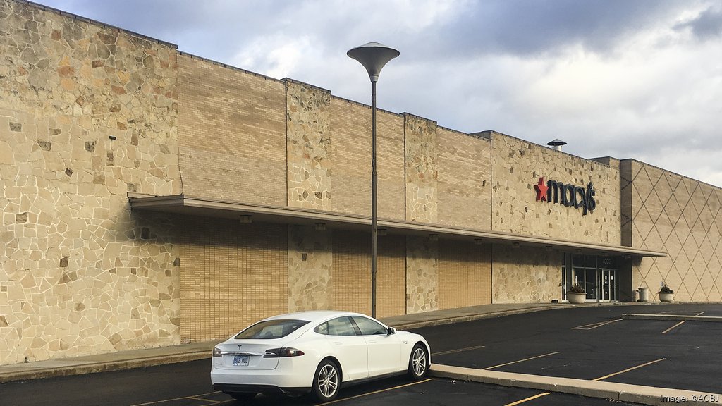 Macy's closing in Lee's Summit; clearance sale to start soon