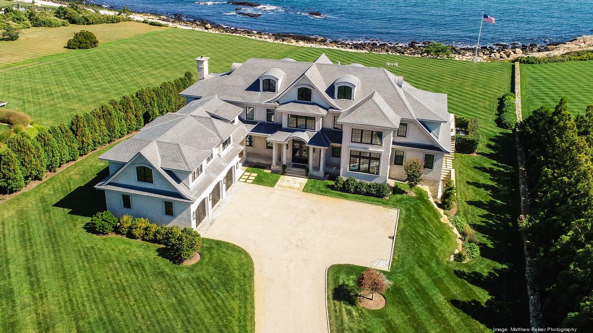 This Rhode Island estate boasts oceanfront infinity pool and 145 ...