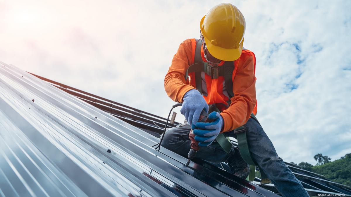 Florida House bill takes aim attorney fees, roofing costs