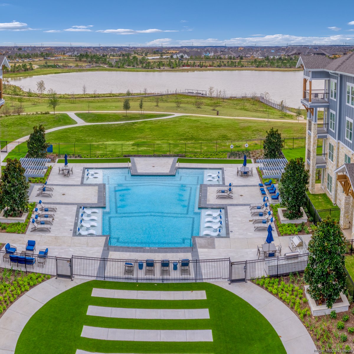 Howard Hughes opens Bridgeland s Lakeside Row The Residences