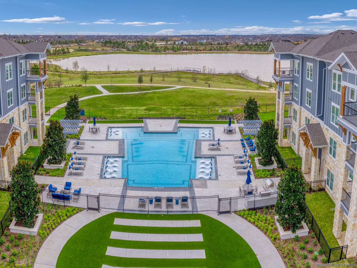 Howard Hughes opens Bridgeland s Lakeside Row The Residences