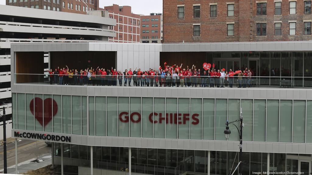Royals parade a blueprint for Chiefs celebration