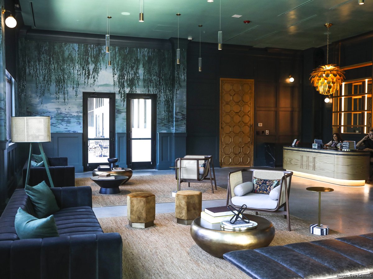 hydehouse006byeveedelheit*