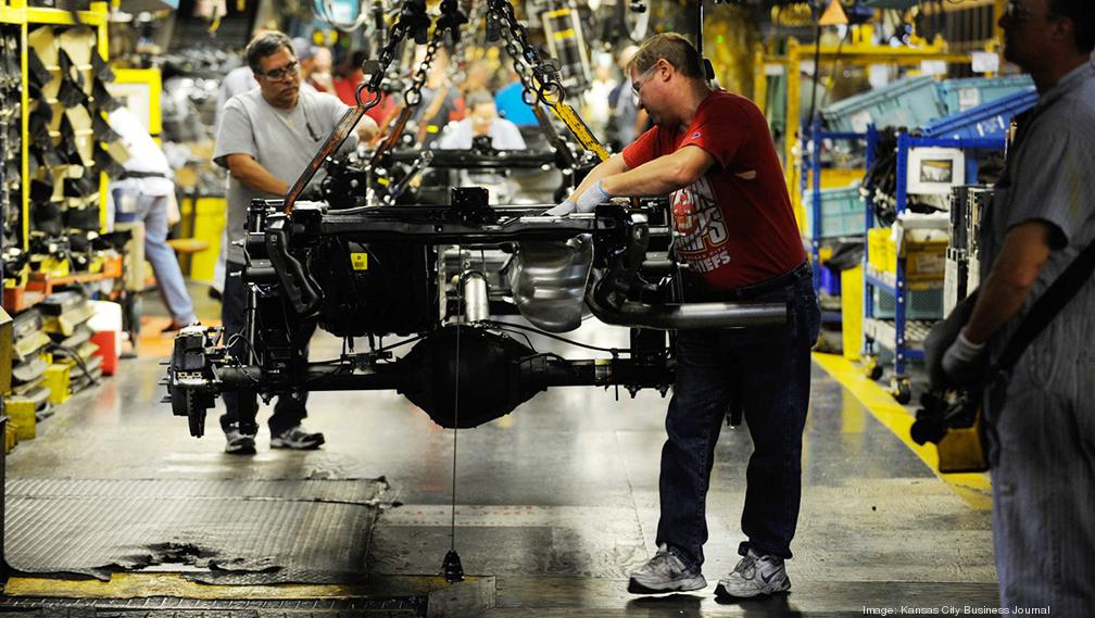 Chip shortage extends shutdown of Ford’s F150 line in Kansas City