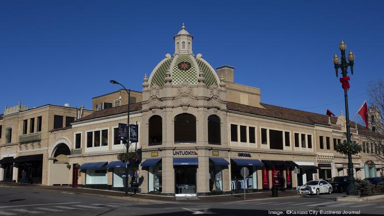 As empty storefronts increase, is the Country Club Plaza losing its appeal?  - Kansas City Business Journal