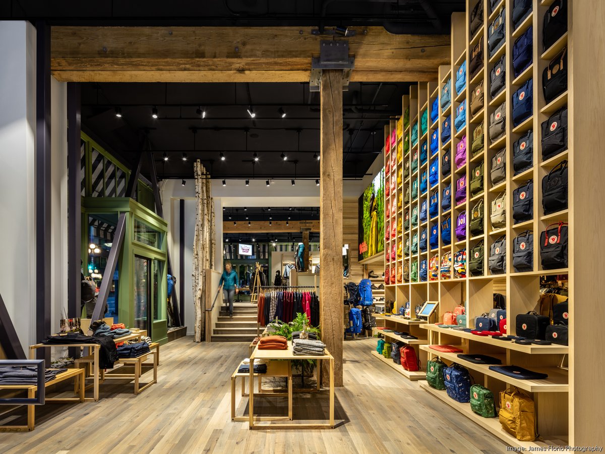 BURTON: CHICAGO FLAGSHIP RETAIL STORE - tres birds