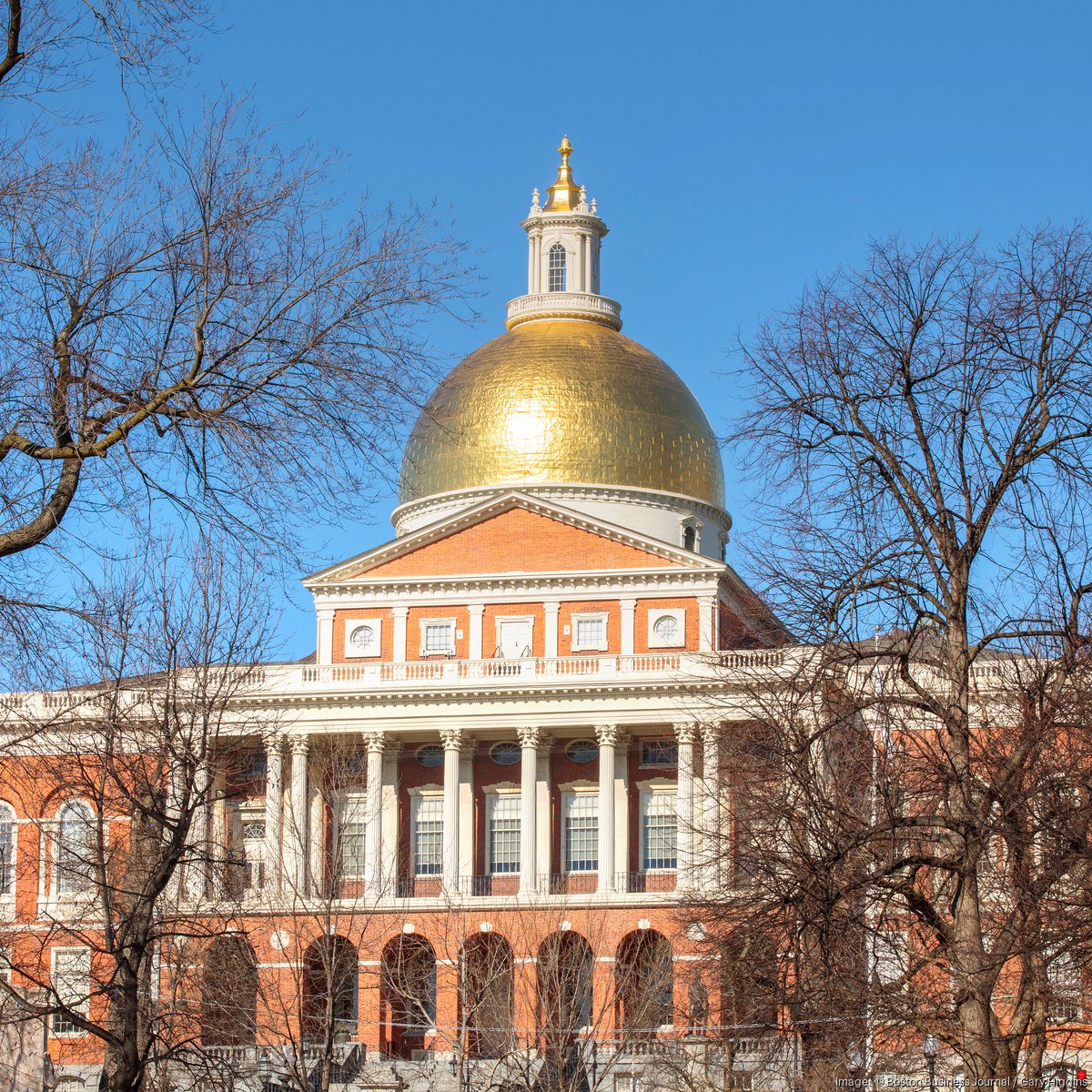 Mass. lawmakers to vote on bill providing driver's licenses to undocumented  