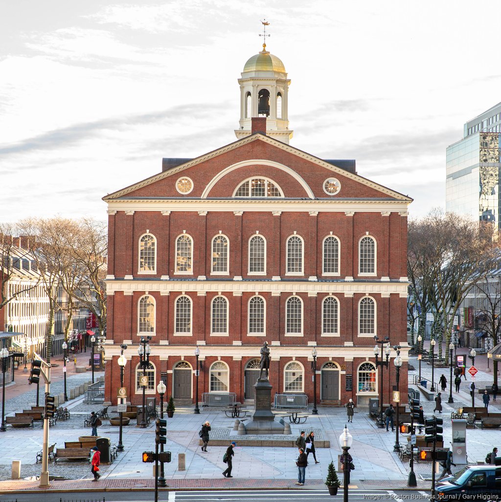 Copley Place Mall, Boston MA (April 2020) has since reopened : r