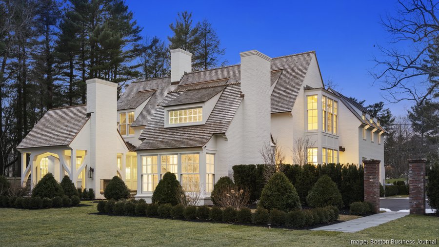 This 11M Wellesley property has an inground hot tub Boston Business Journal