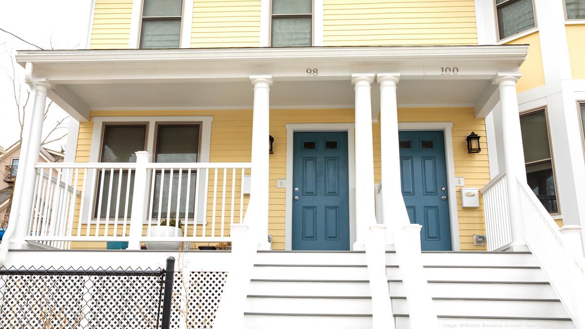 Milwaukee taps developers for townhouse pilot program