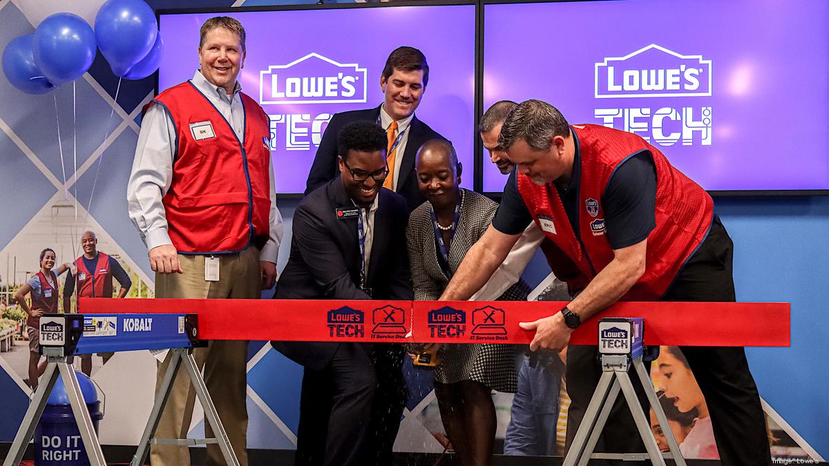 Lowe's Orientation 2022 (What To Wear, How Long + More)