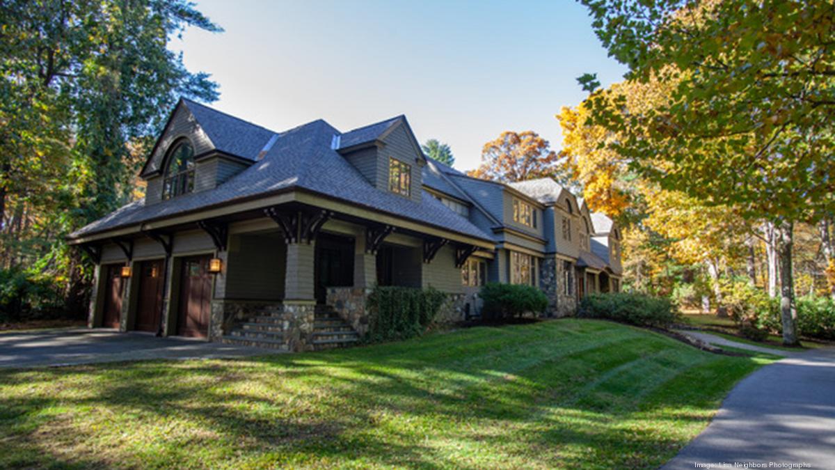 Weston home real estate listing for 4 million abuts conservation land