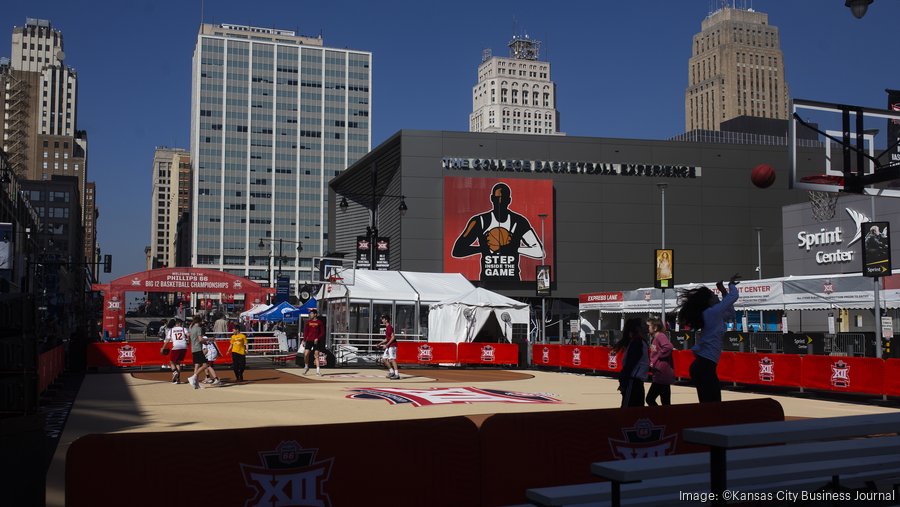 Big 12 Bans Fans From KC Basketball Games Over Coronavirus Worries Kansas City Business Journal