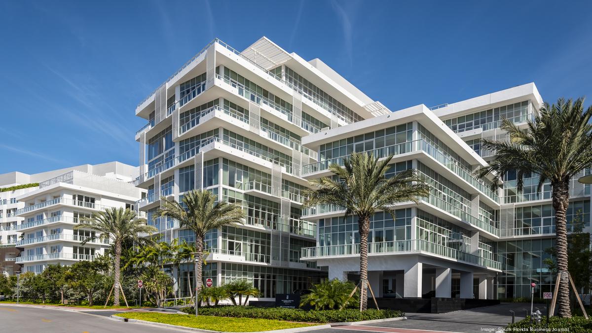 Lionheart Capital completes Ritz-Carlton Residences, Miami Beach - South  Florida Business Journal