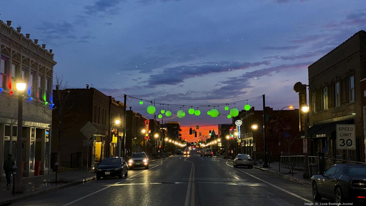 St. Louis streets go quiet as night life comes to a halt (Photos) - St.  Louis Business Journal