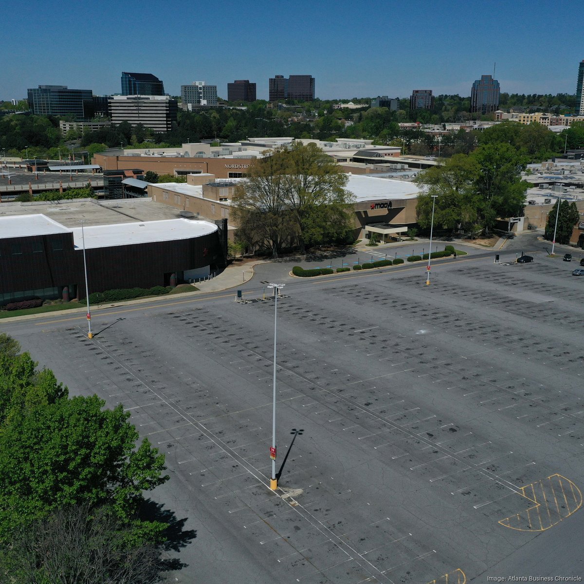 Mall owner backs out of plans for paid parking at D-FW shopping center