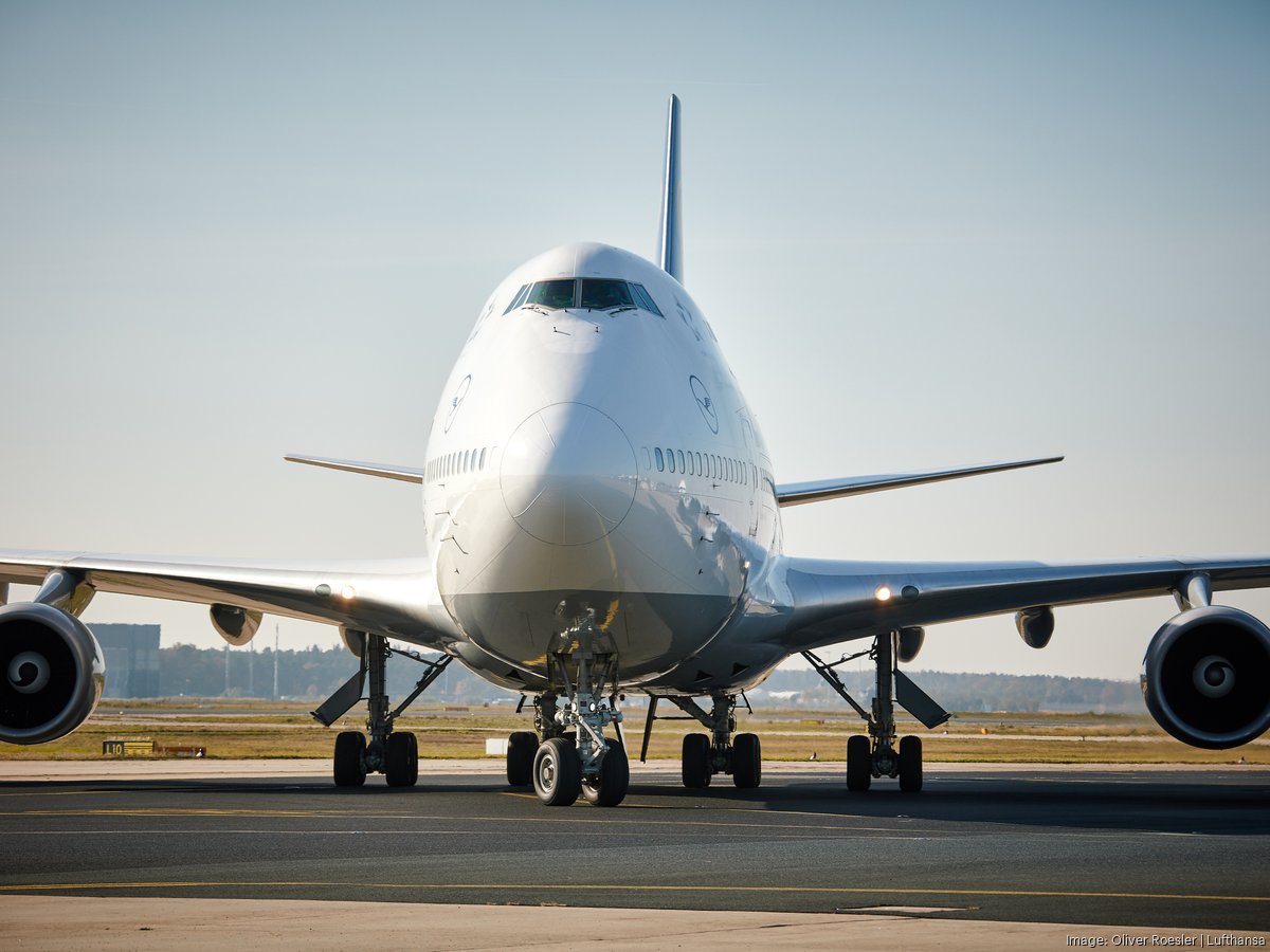 Lufthansa retires five Boeing 747-400s in blow to iconic Queen of