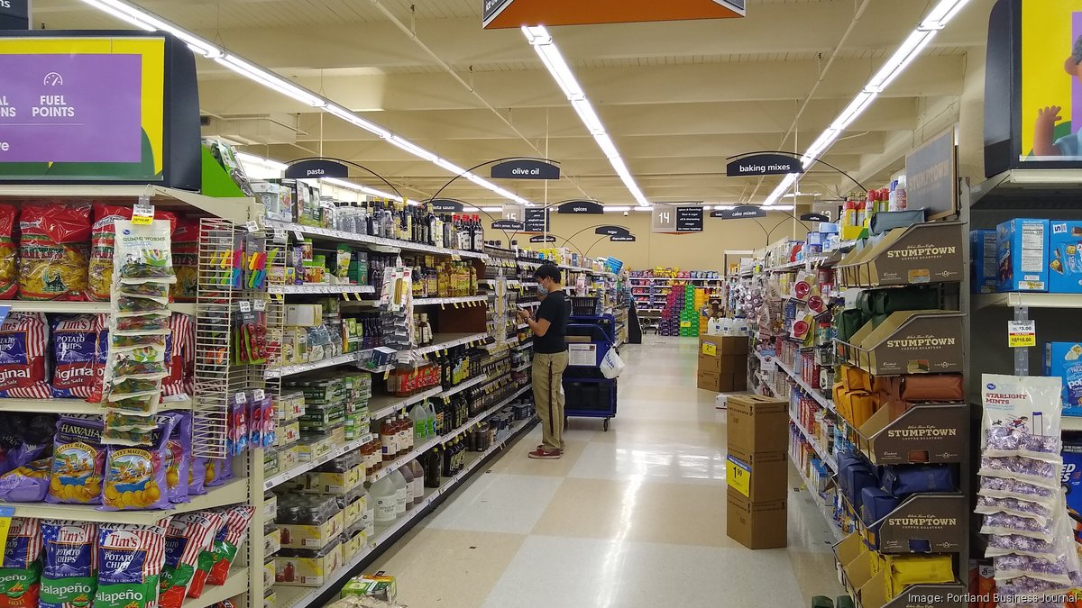 Fred Meyer workers in Portland go on strike - Portland Business Journal