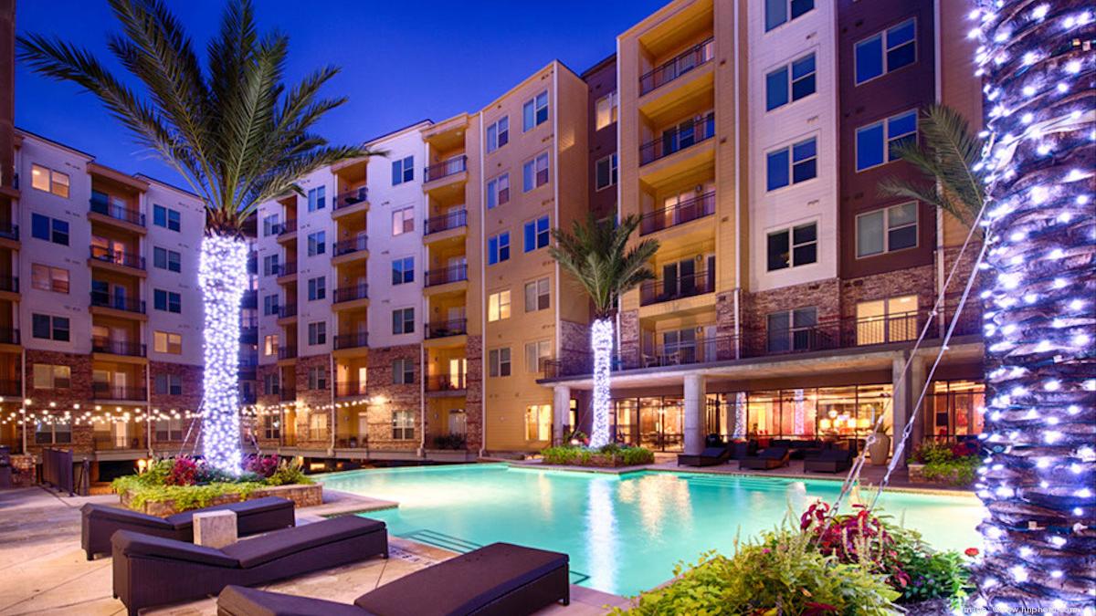elan apartments adjacent to texas medical center sells to cbre global investors houston business journal