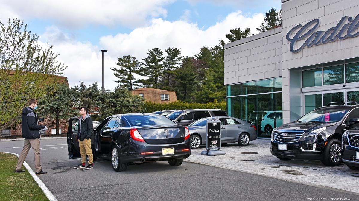 New York auto dealers adapt to selling cars during the coronavirus