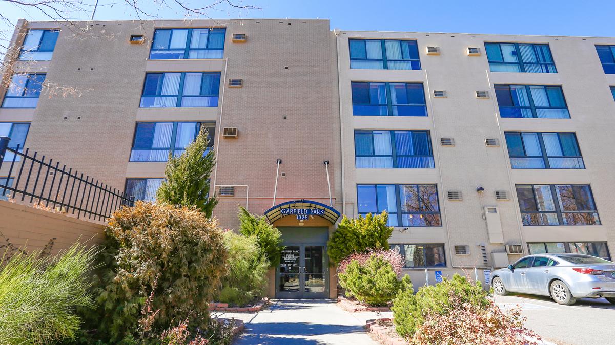 Deals & Dealmakers Congress Park apartments sell for 18.9M; special