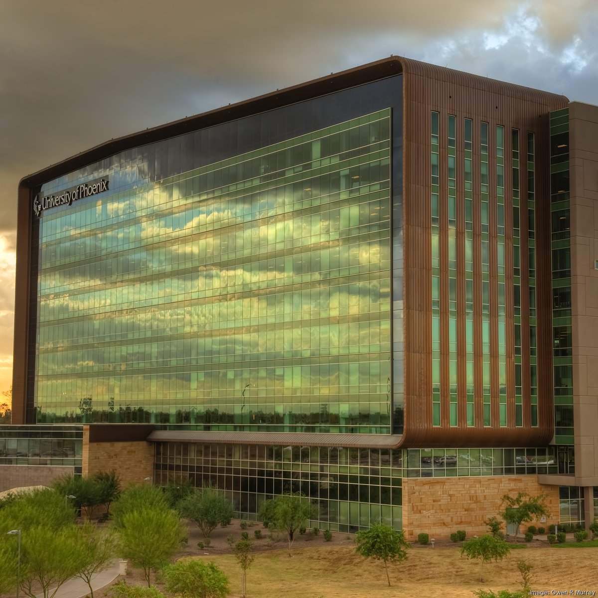 University of Phoenix headquarters campus changes hands for $103M