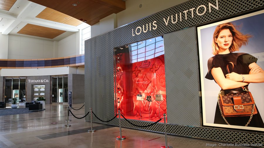 Louis Vuitton Yorkdale Global Stored